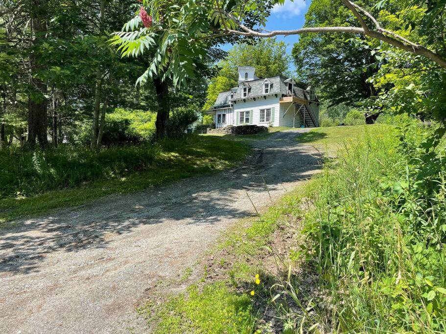 La Verivraie/Truly -Hebergement Touristique/Tourist Accomodation North Hatley Exterior foto